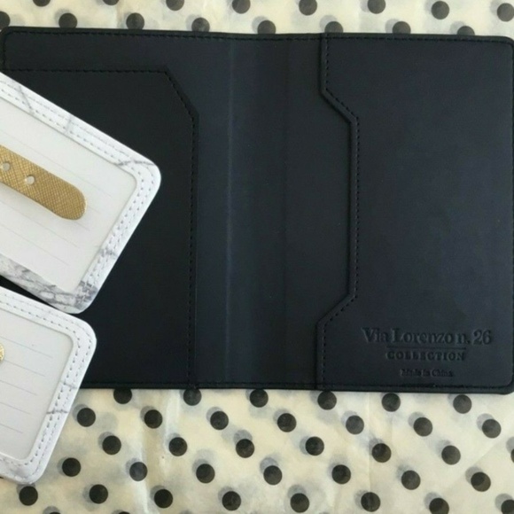 Via Lorenzo N.26 Passport Case & 2 Luggage Tags - Picture 3 of 7